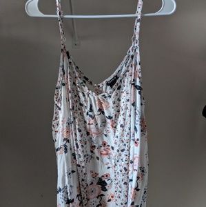 Torrid pale blush and gray floral tank top